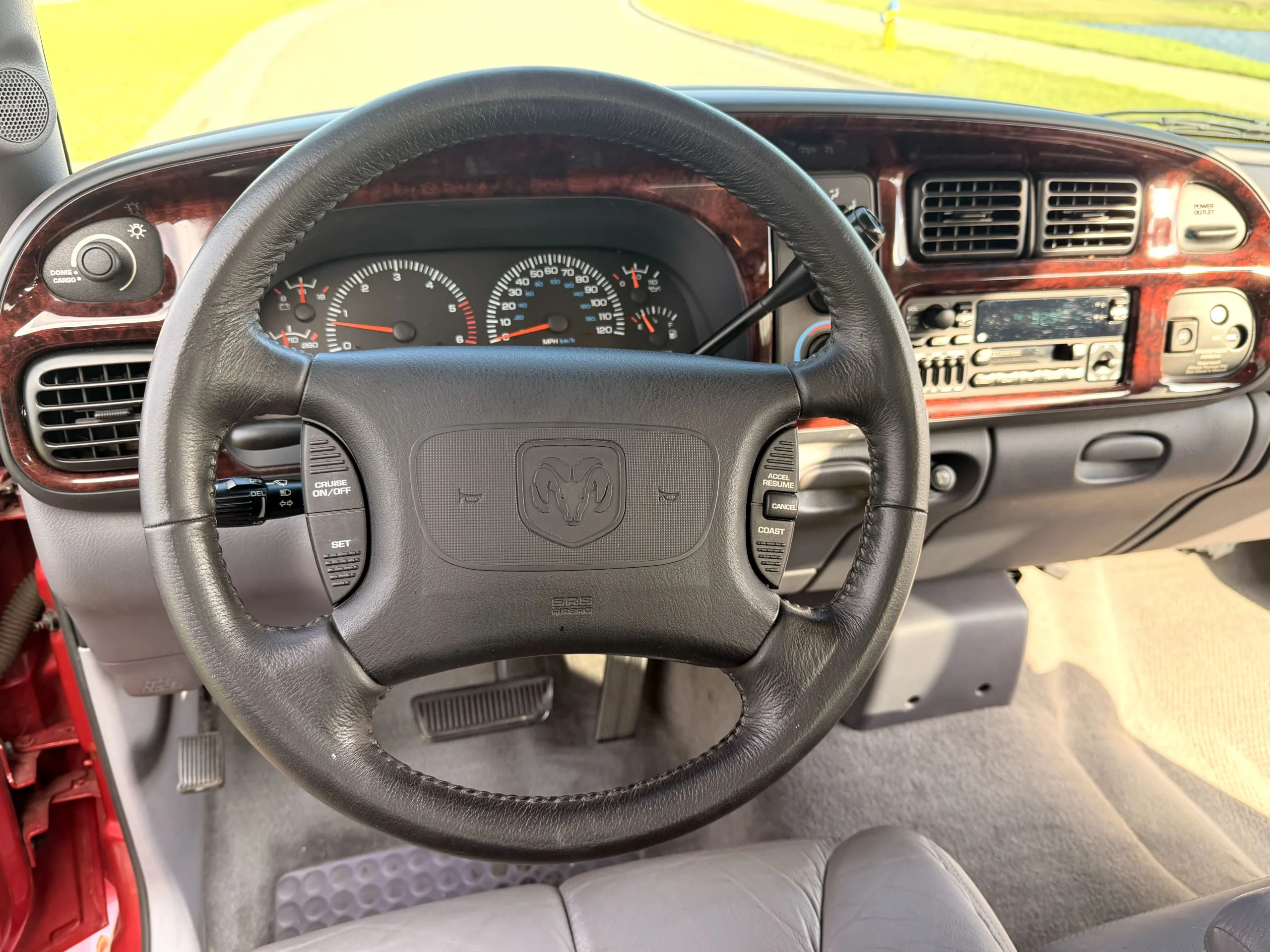 1998 Dodge Ram 1500 Laramie SLT