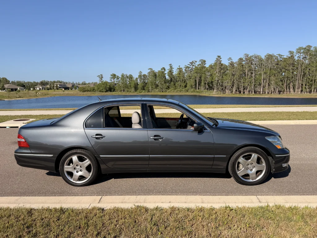 2005 Lexus LS 430
