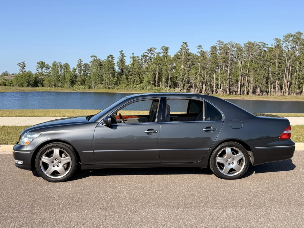 2005 Lexus LS 430