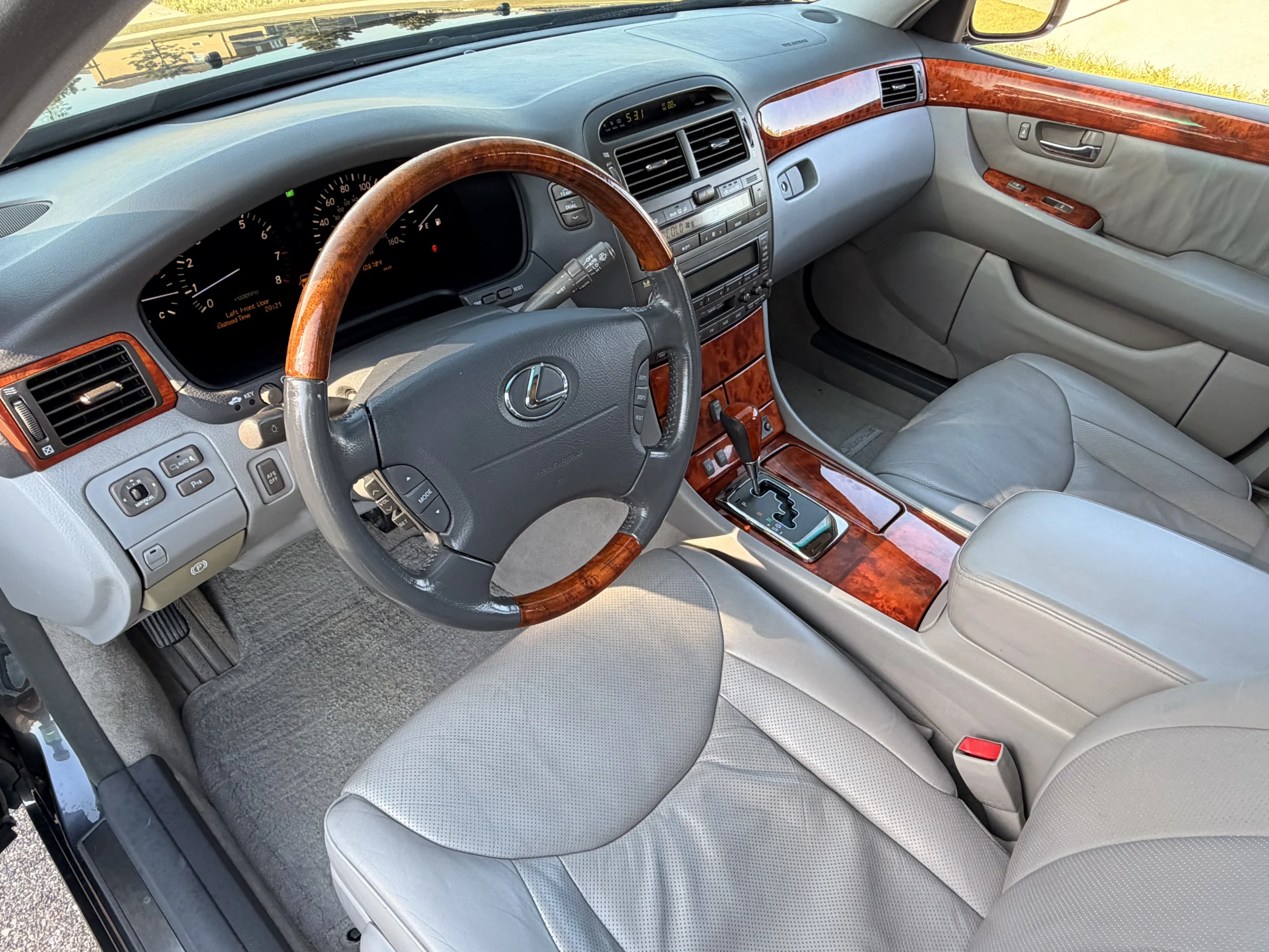 2005 Lexus LS 430