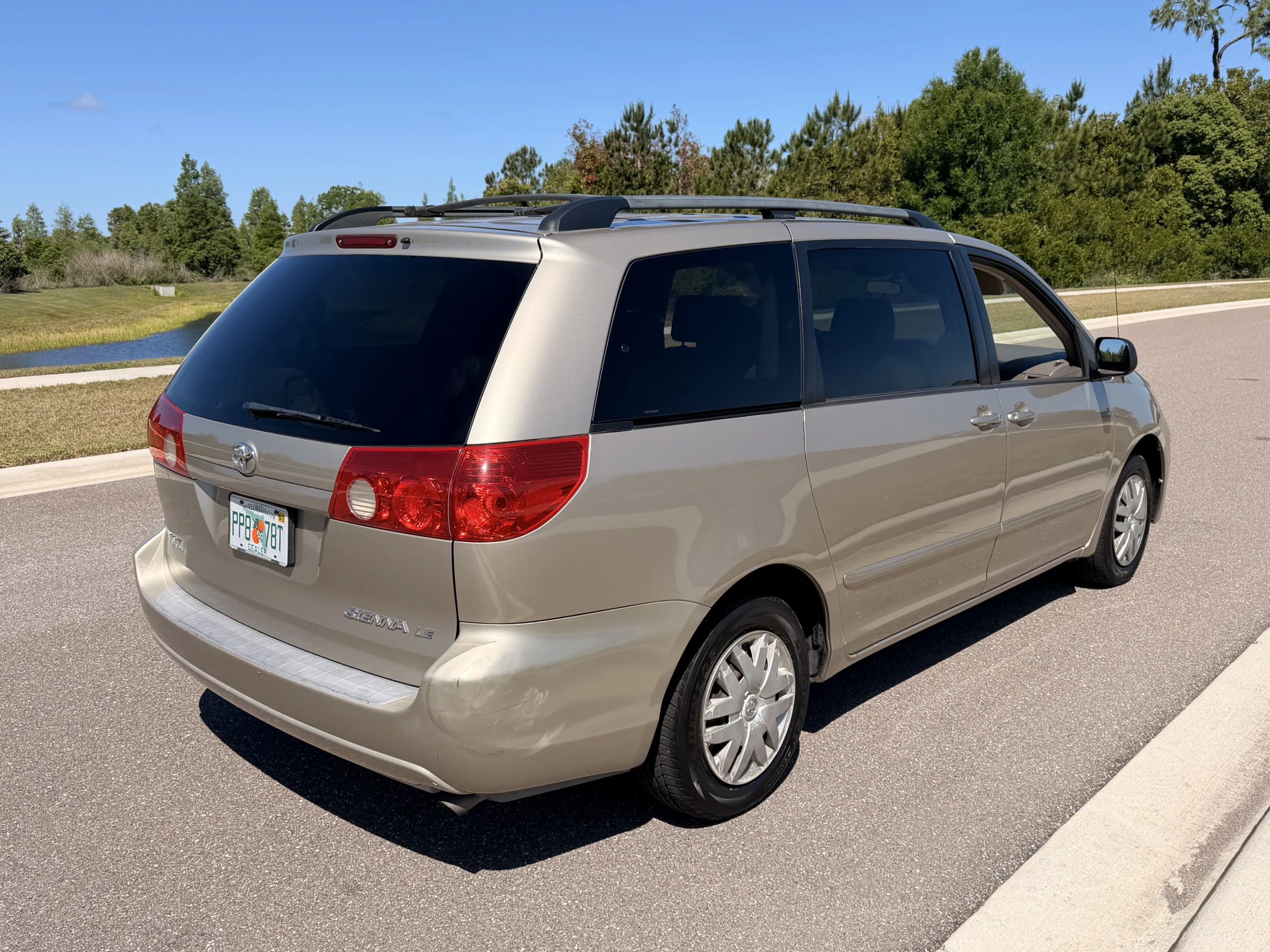 2006 Toyota Sienna LE