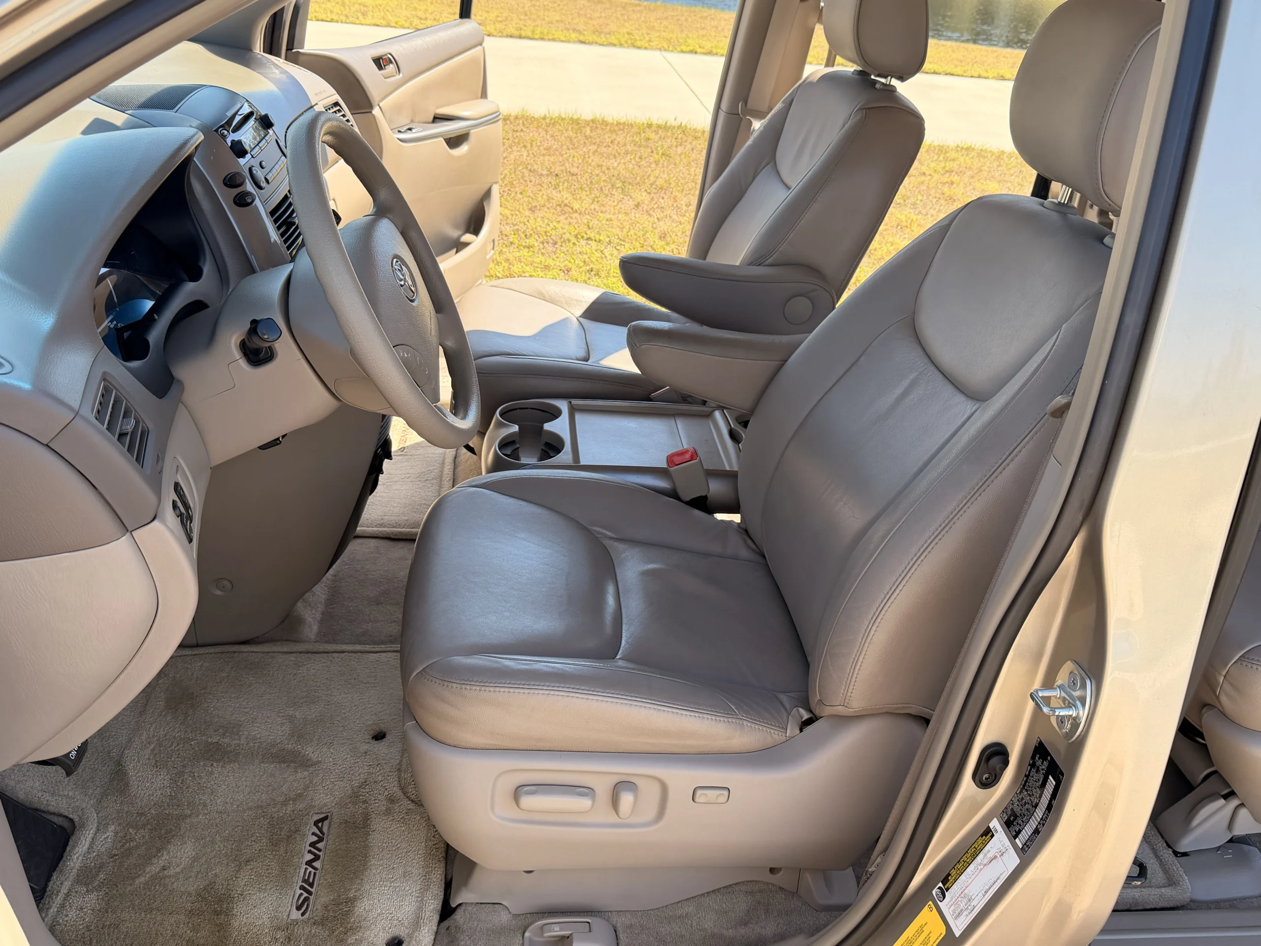 2006 Toyota Sienna LE