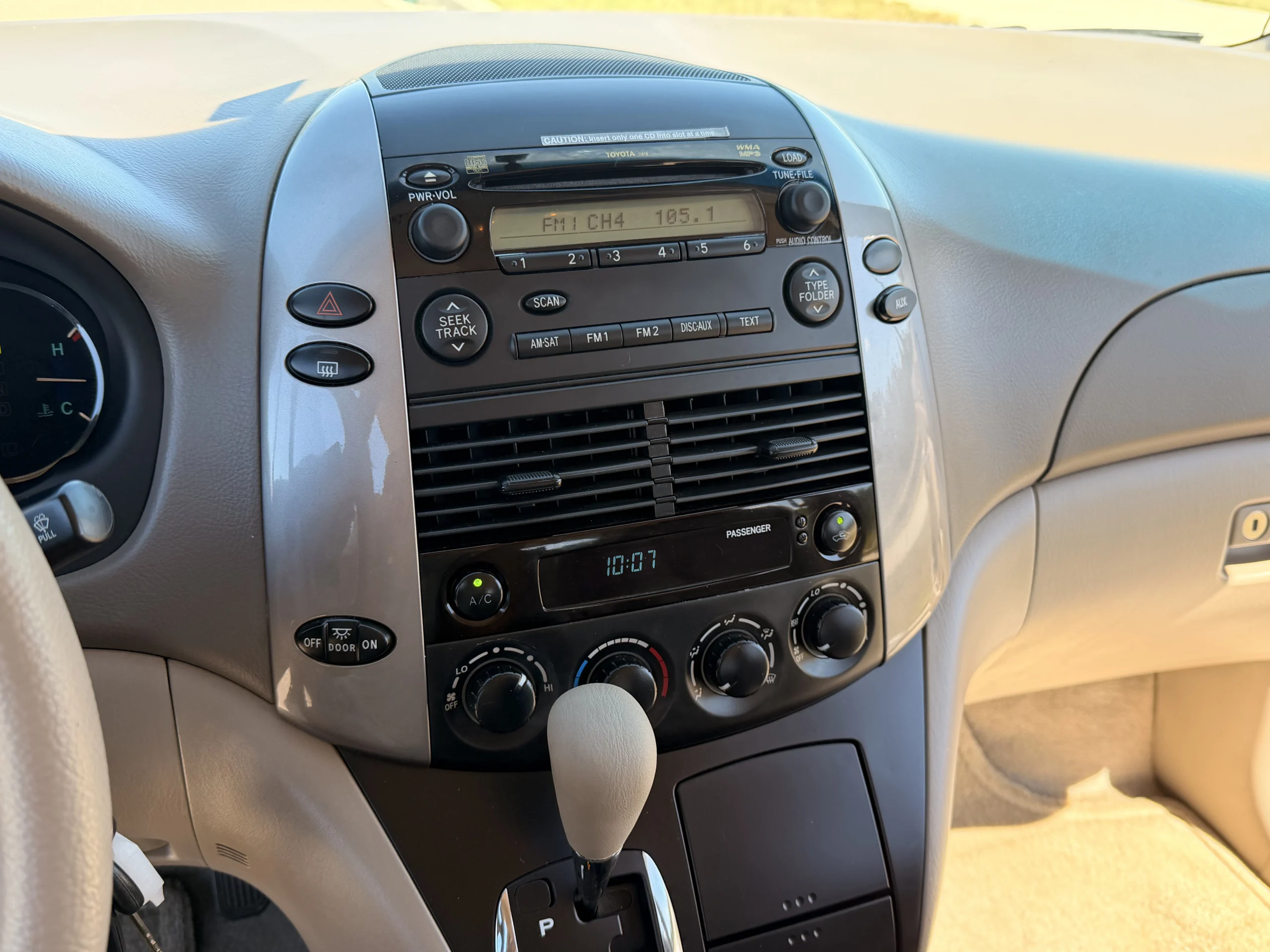 2006 Toyota Sienna LE