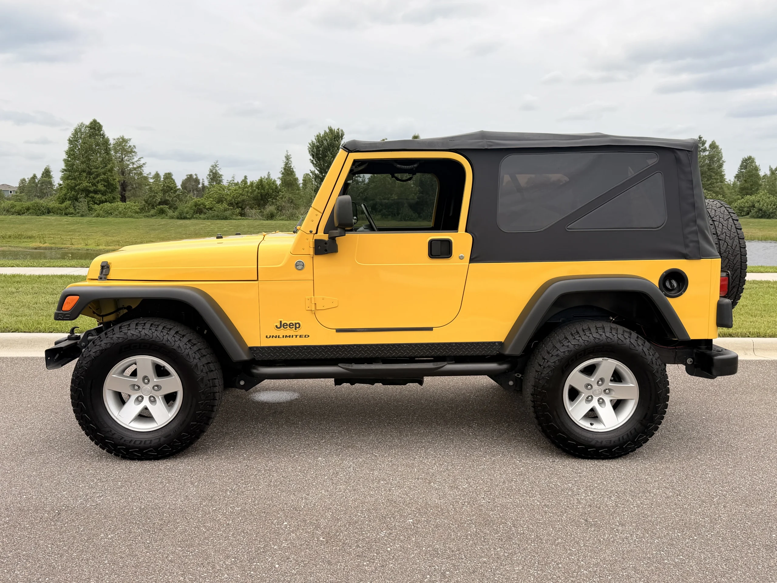 2005 Jeep Wrangler Unlimited LWB 6-speed