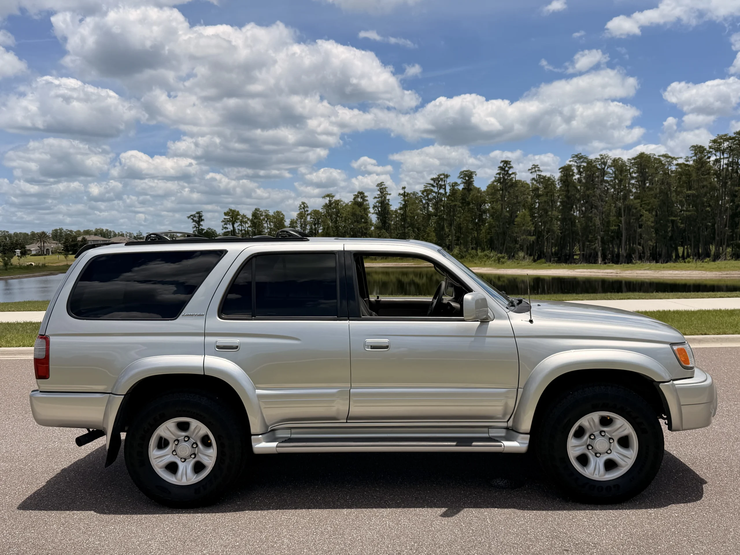 1999 Toyota 4Runner Limited