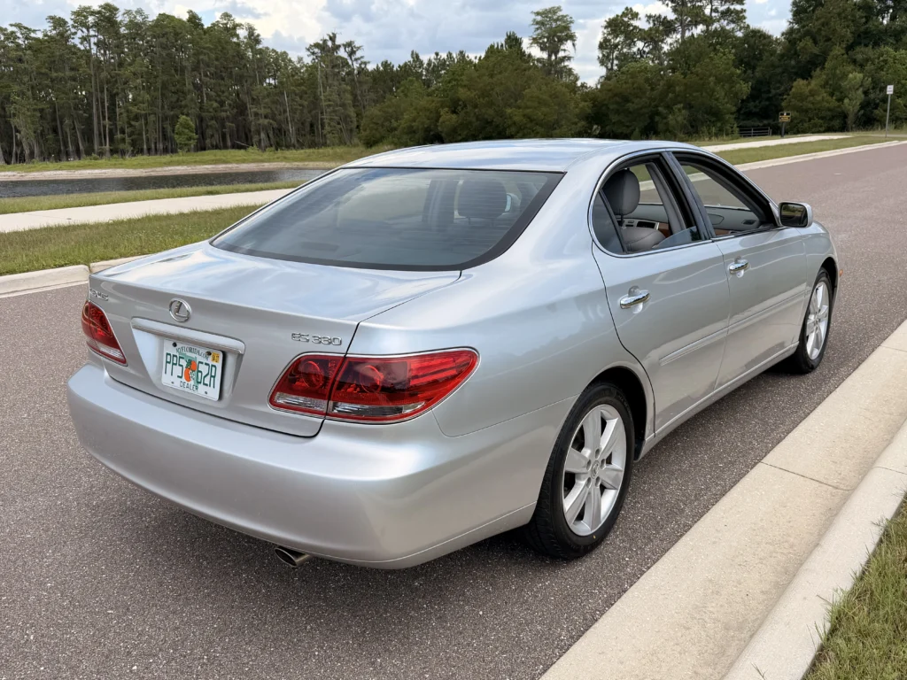 2005 Lexus ES 330