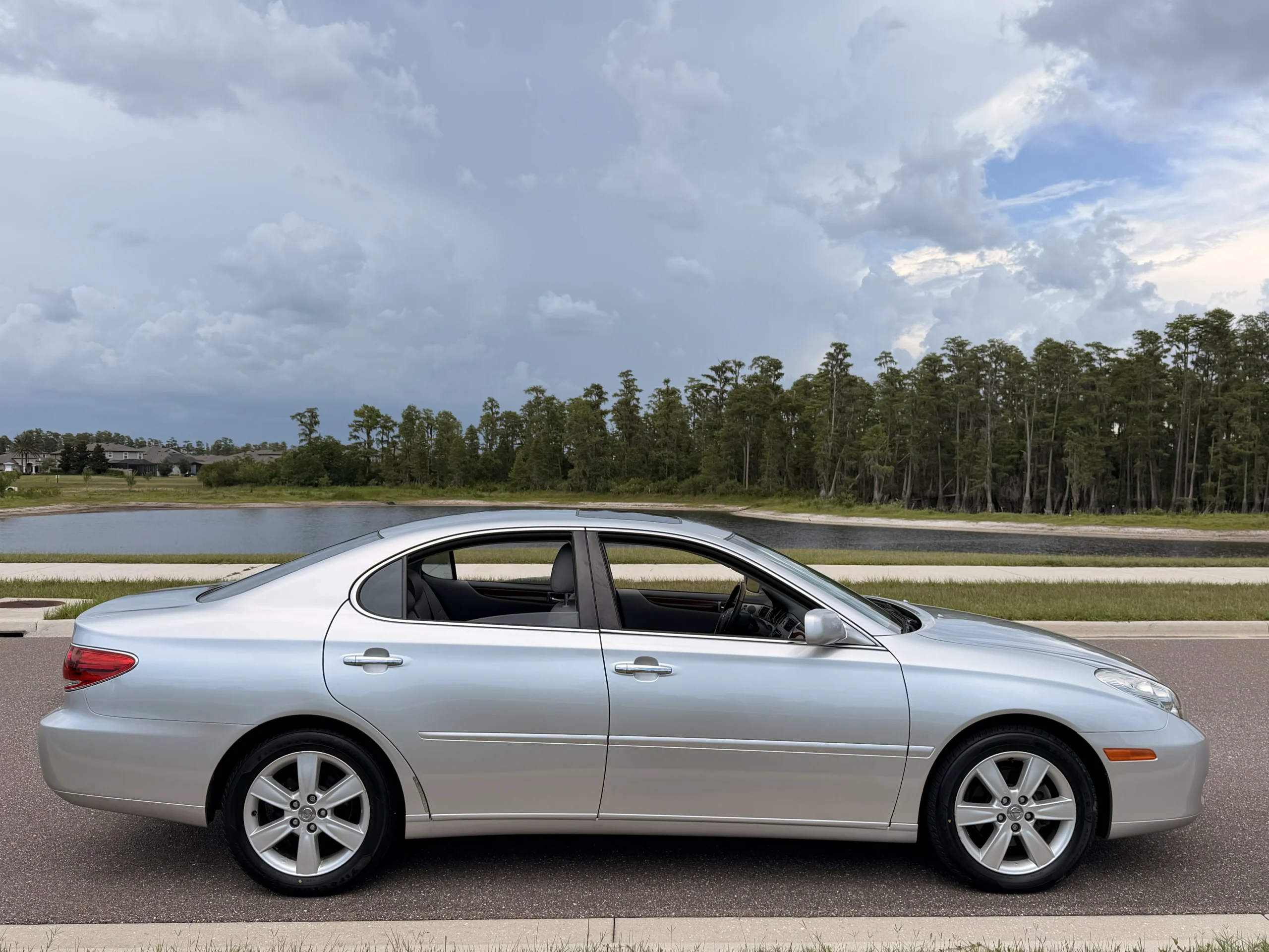 2005 Lexus ES 330