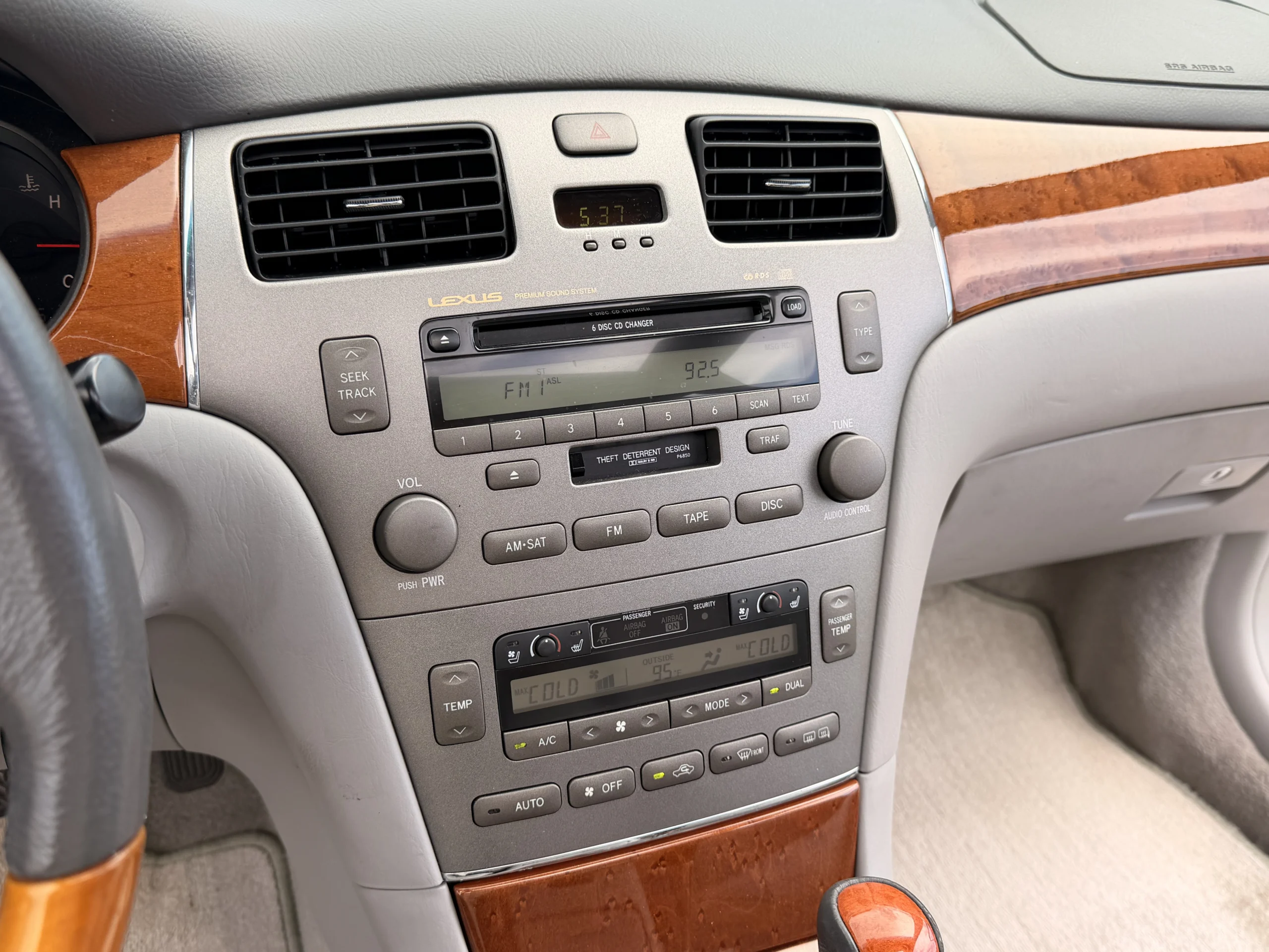 2005 Lexus ES 330