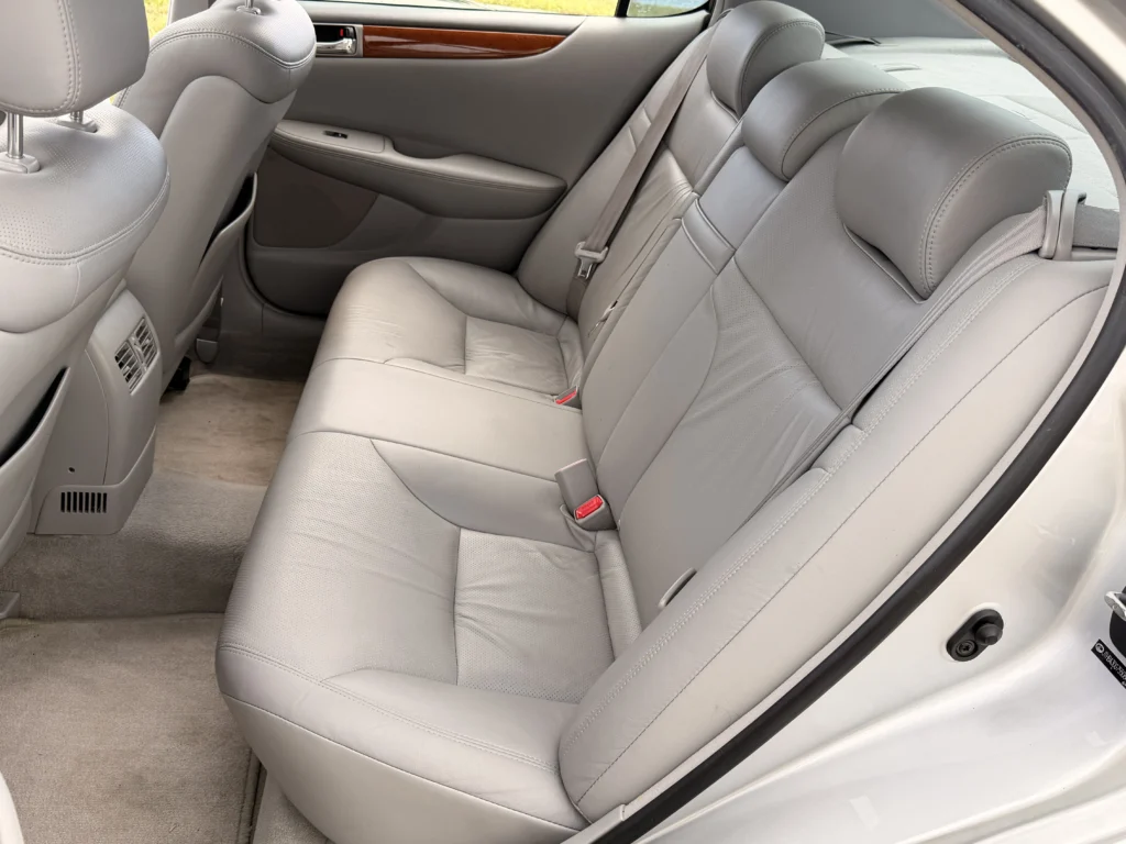 2005 Lexus ES 330