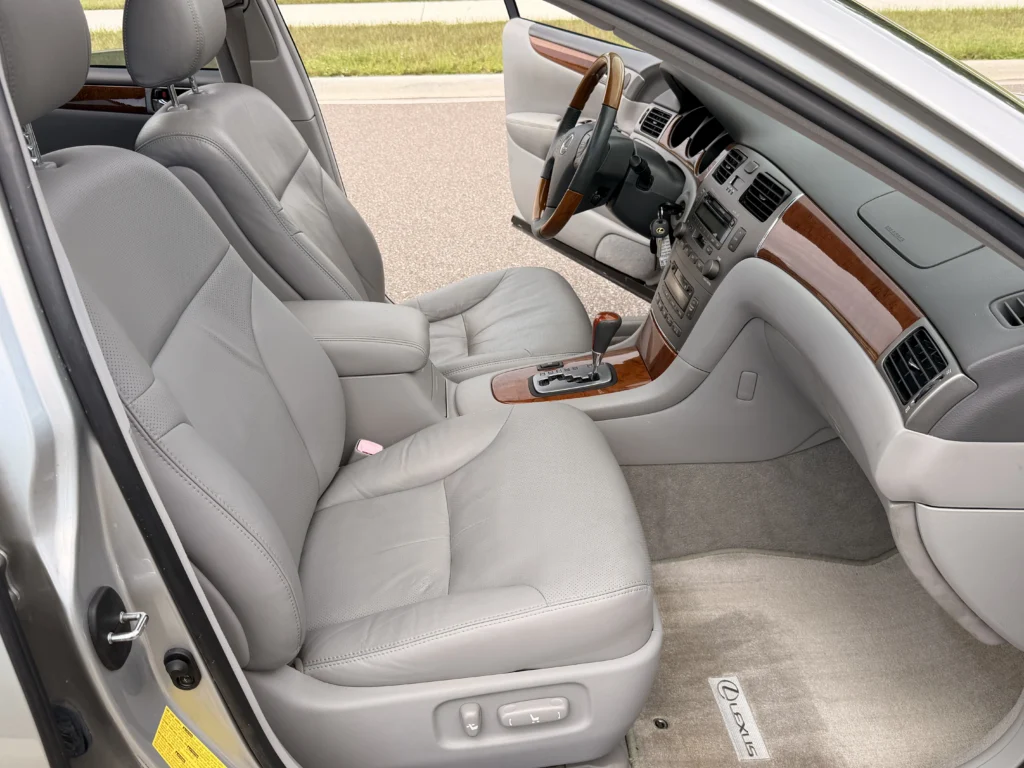 2005 Lexus ES 330
