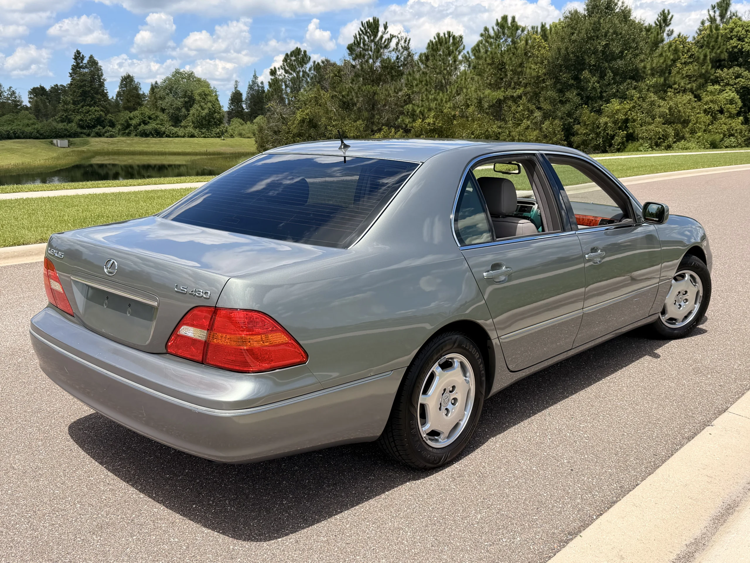 2002 Lexus LS 430