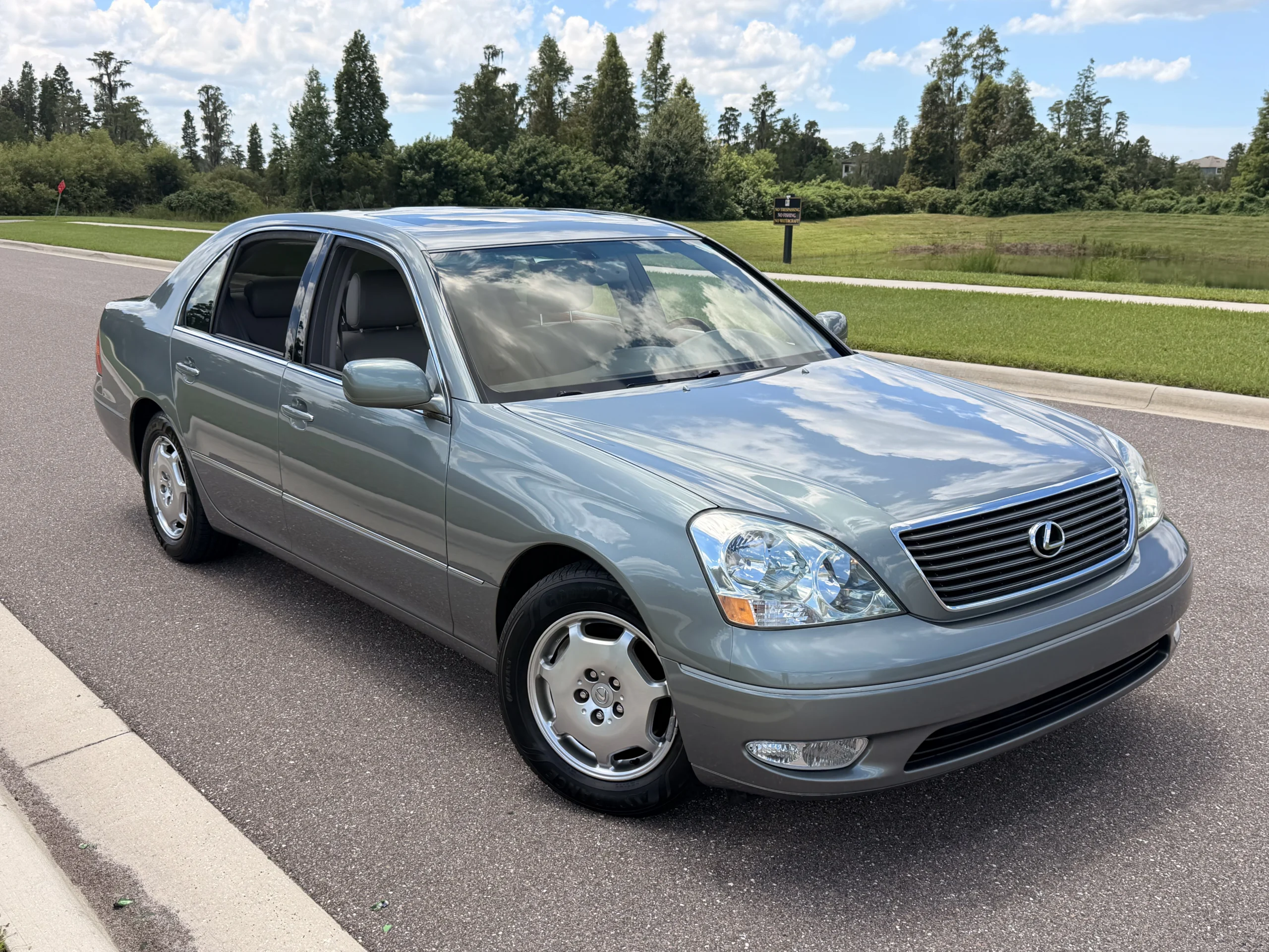 2002 Lexus LS 430