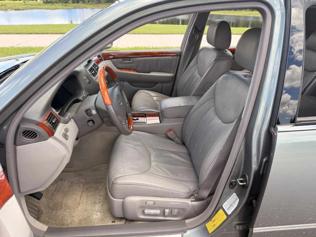 2002 Lexus LS 430