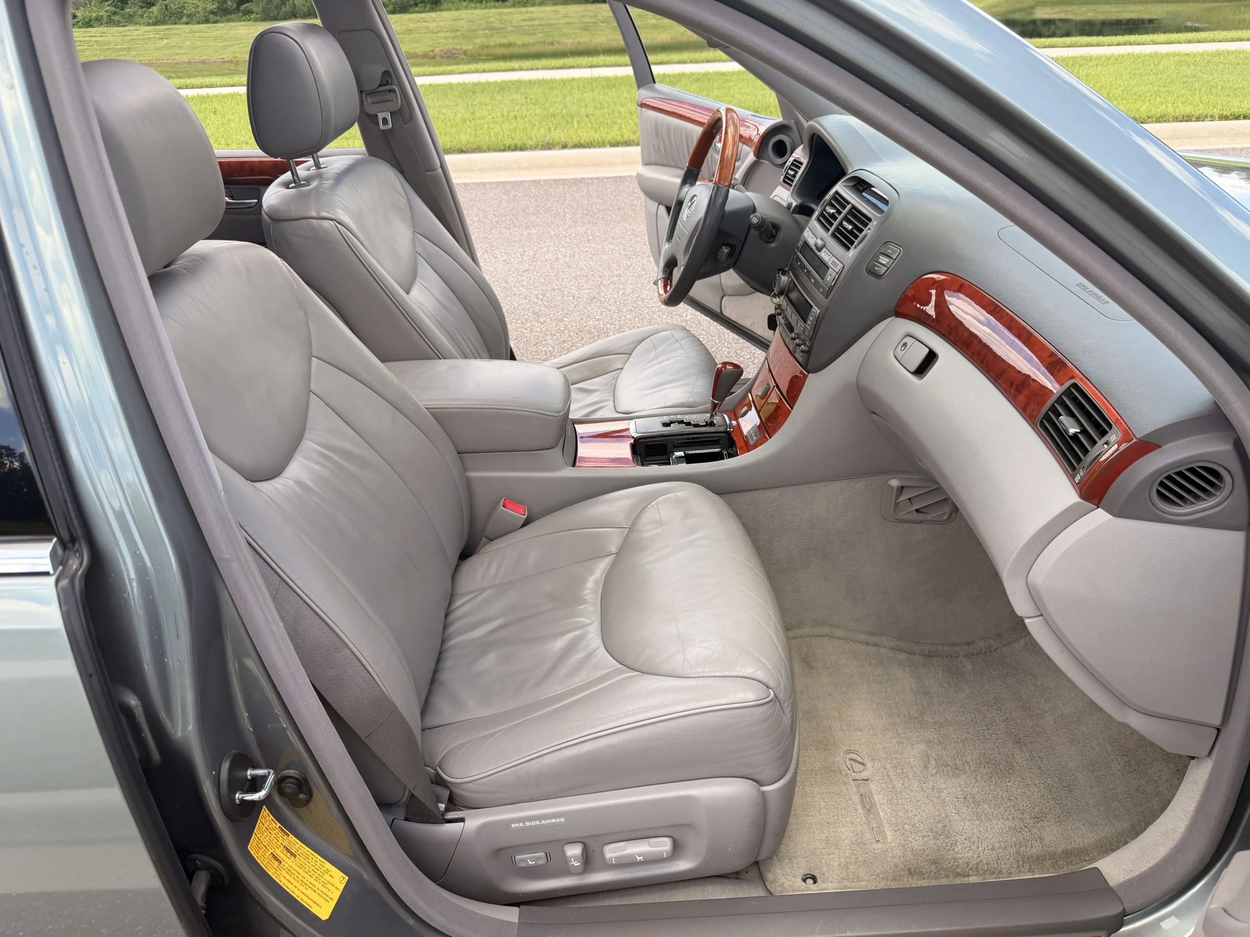 2002 Lexus LS 430