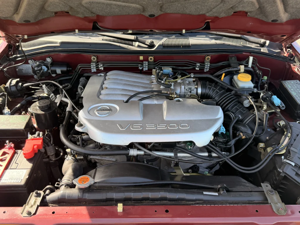 2002 Nissan Pathfinder LE 2WD