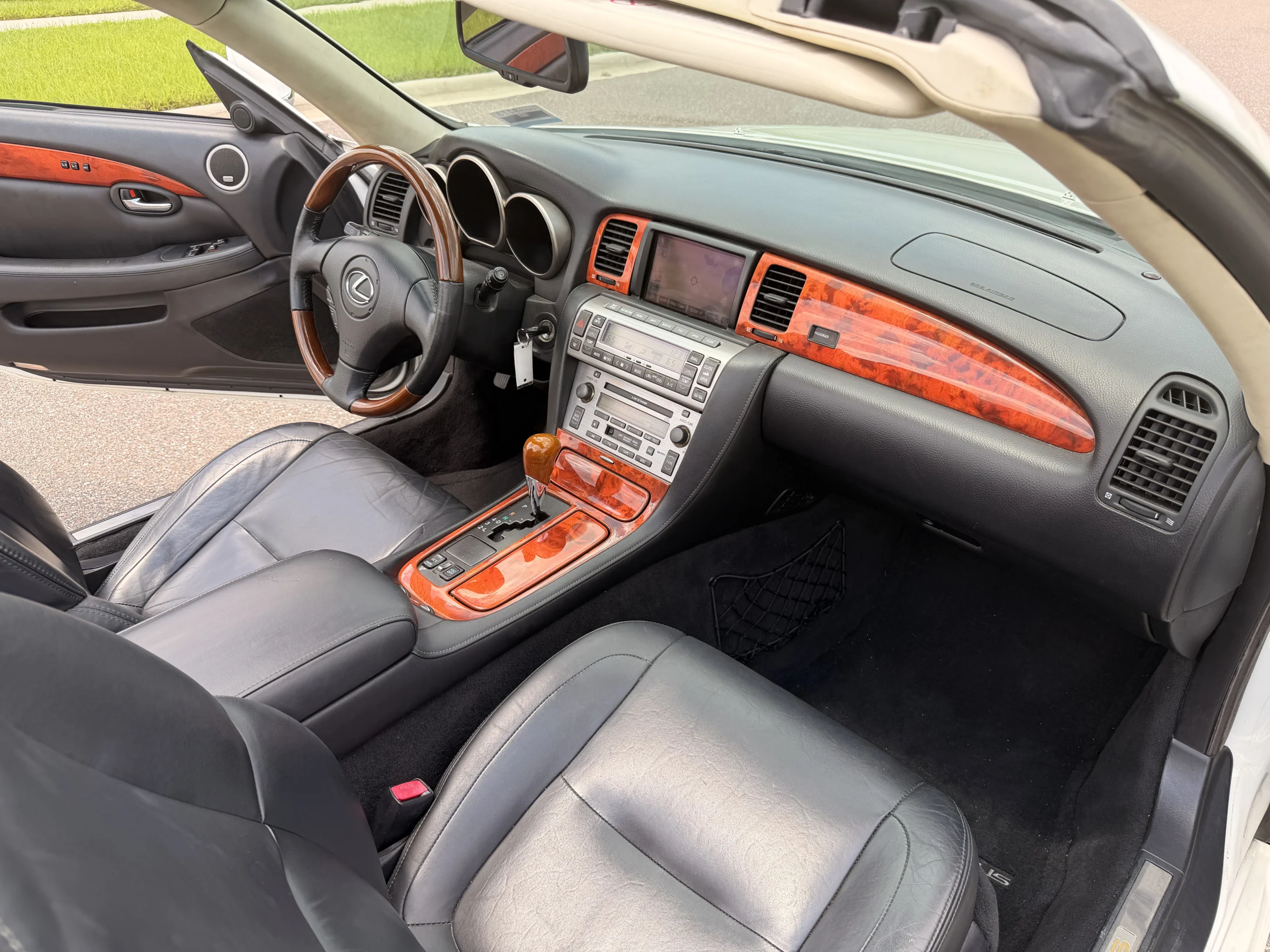 2005 Lexus SC 430
