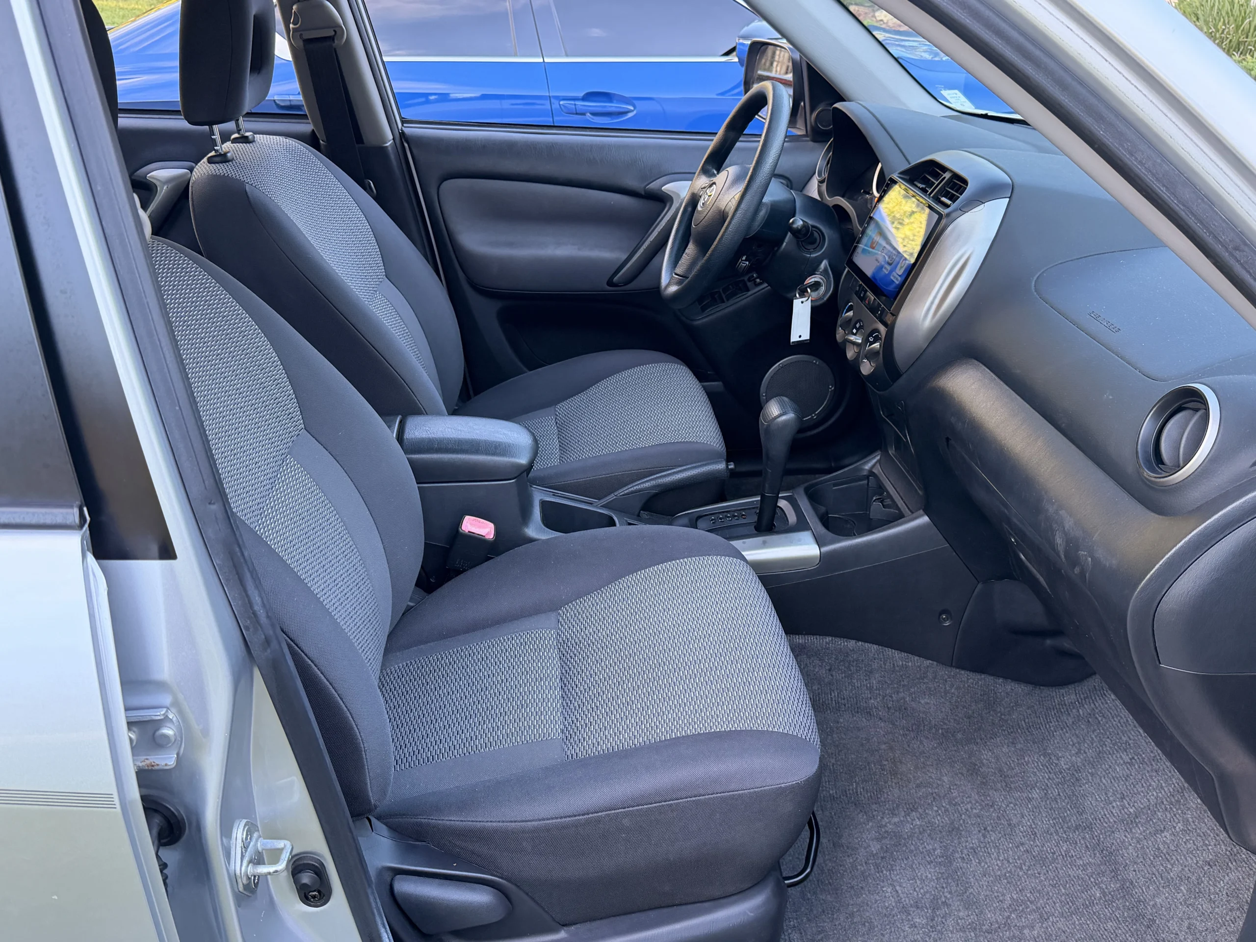 2004 Toyota RAV4