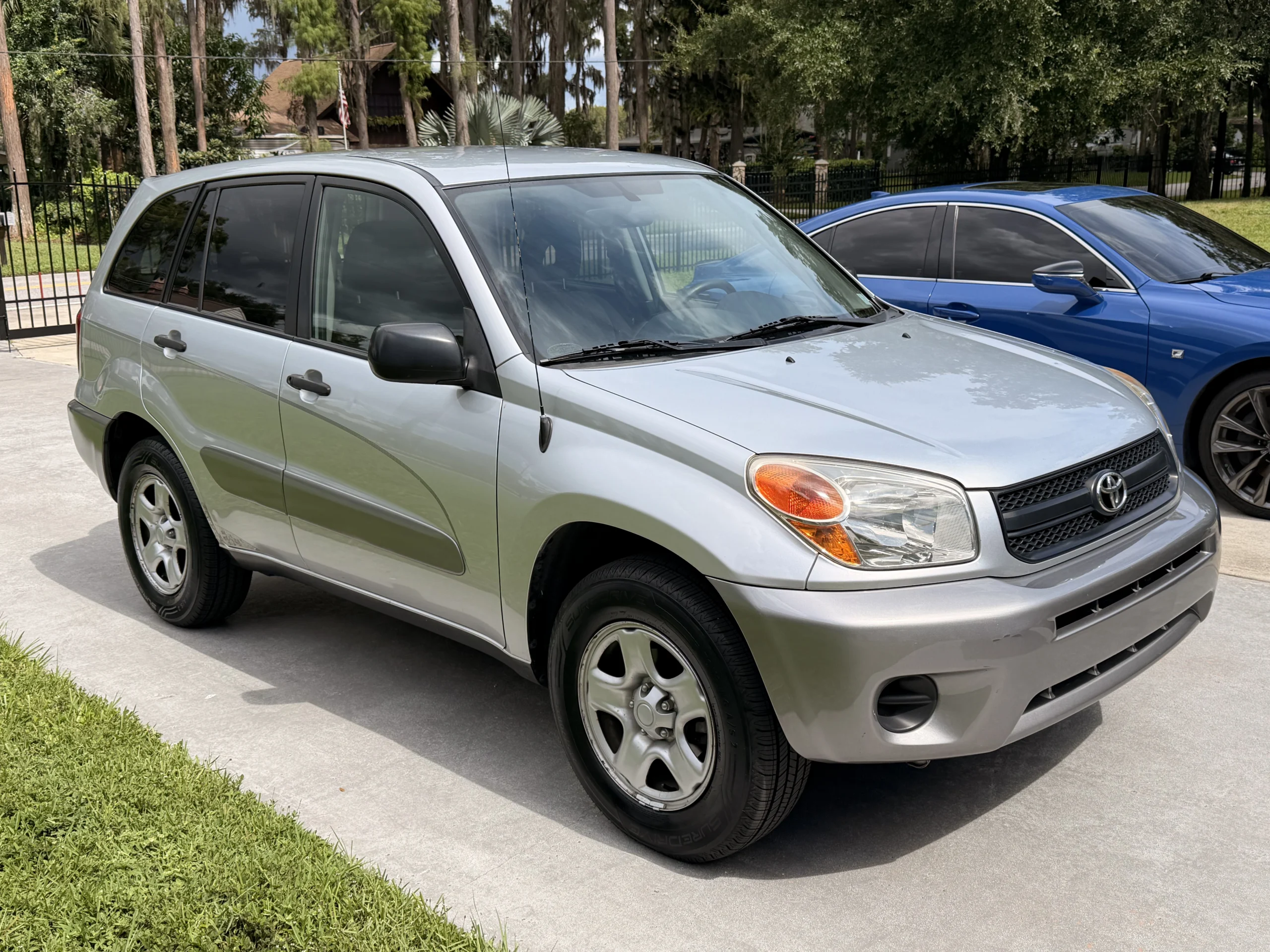 2004 Toyota RAV4
